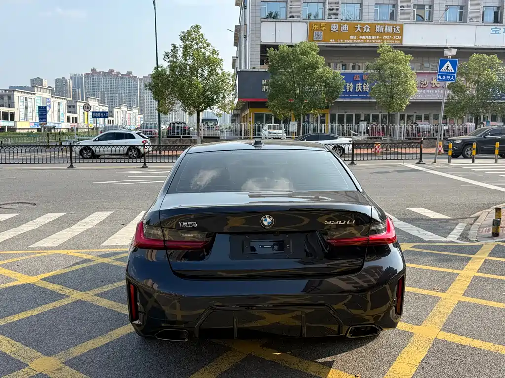 BMW 3 Series — фото 14