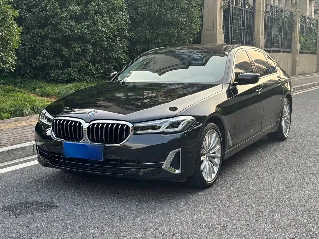 BMW 5 Series — фото 2