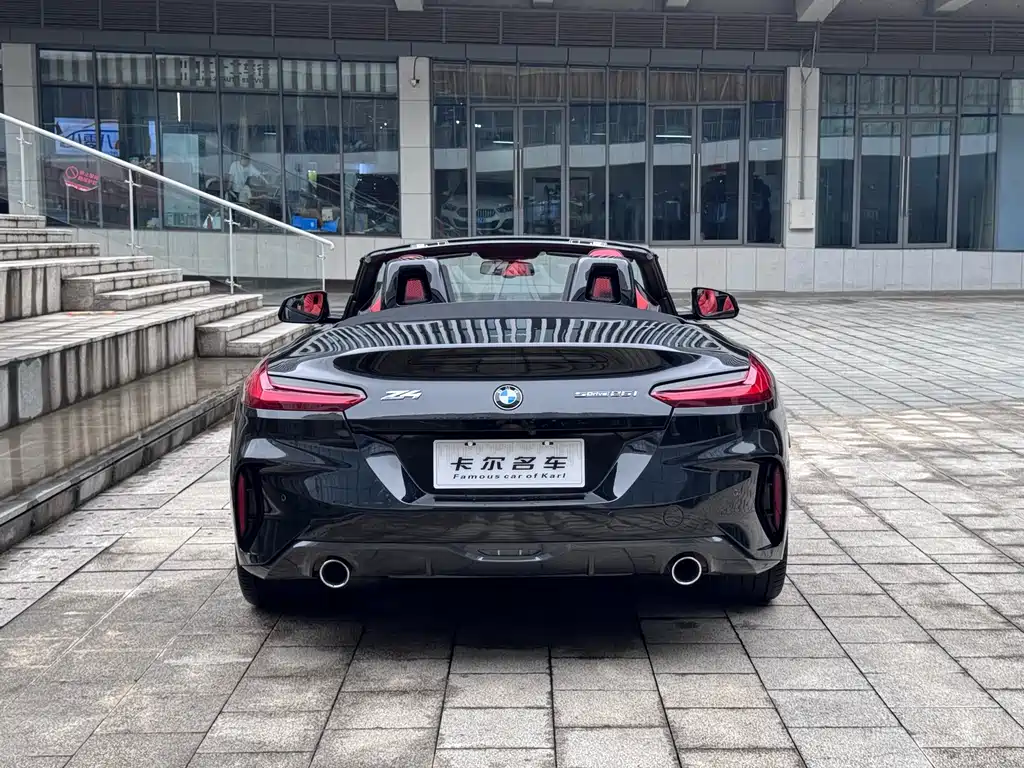 BMW Z4 — фото 9