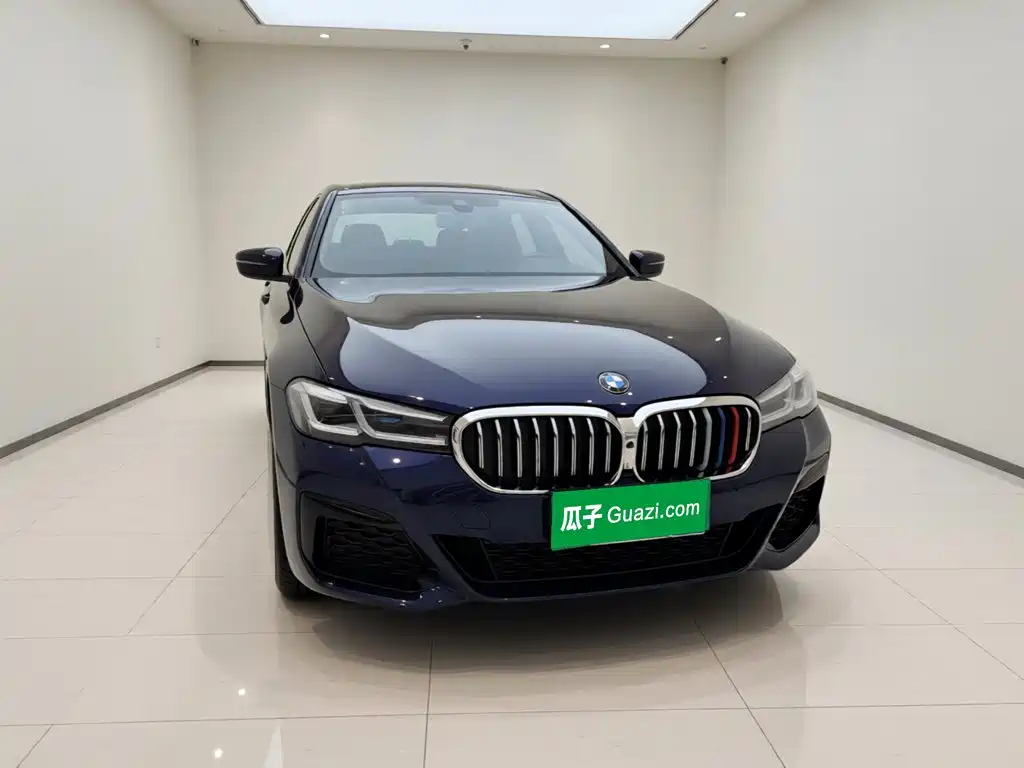 BMW 5 Series — фото 2