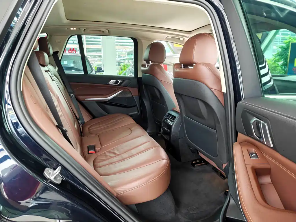 BMW X5 (Import) — фото 13