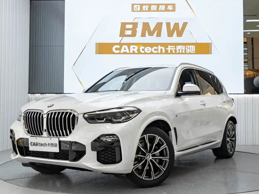 BMW X5 (Import) — фото 2