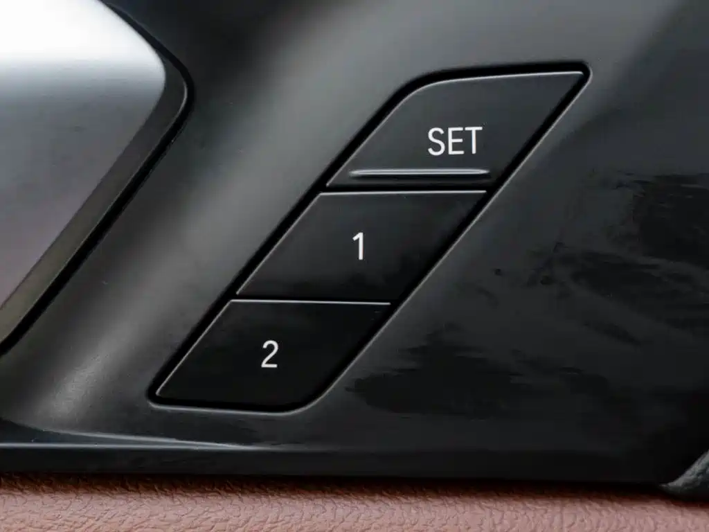 BMW X5 (Import) — фото 23