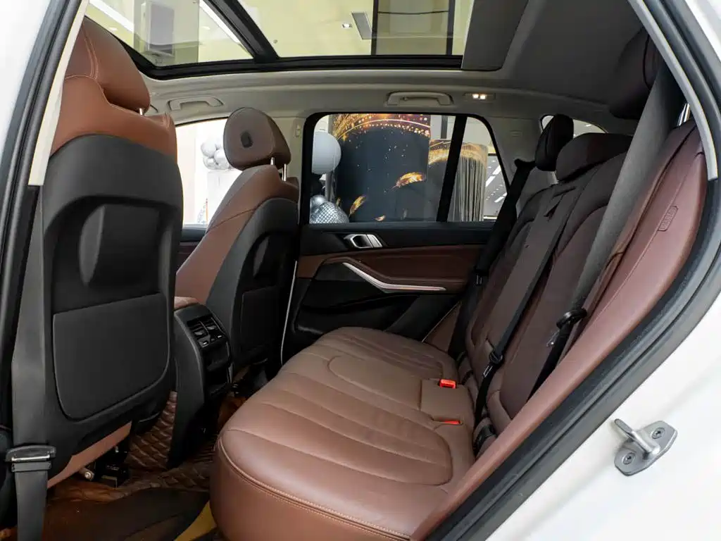 BMW X5 (Import) — фото 28