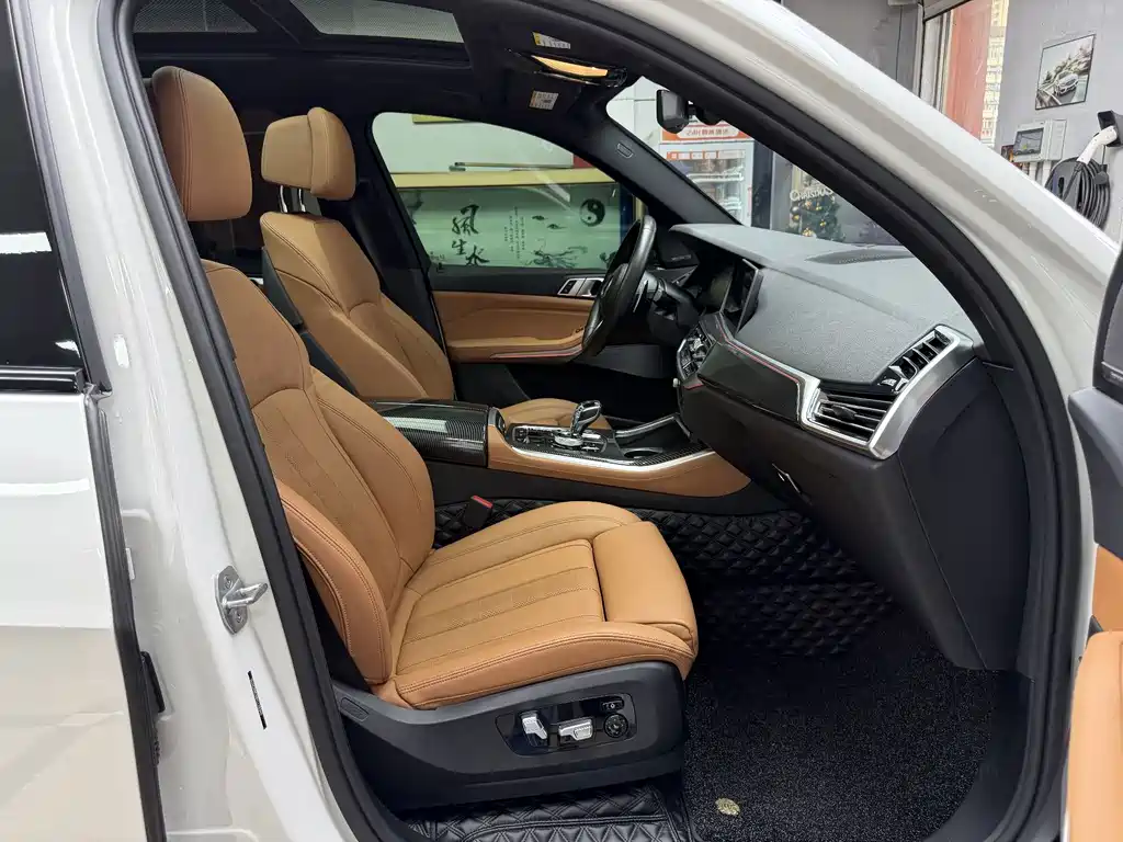 BMW X5 (Import) — фото 11