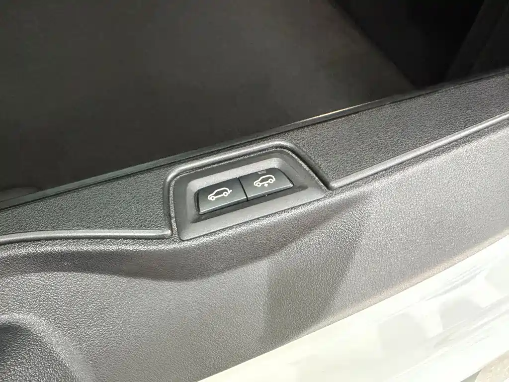BMW X5 (Import) — фото 26