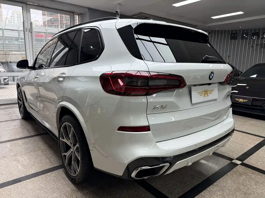 BMW X5 (Import) — фото 4