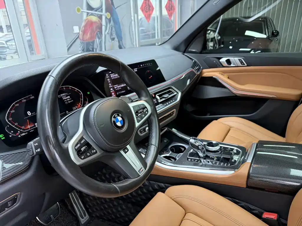 BMW X5 (Import) — фото 8