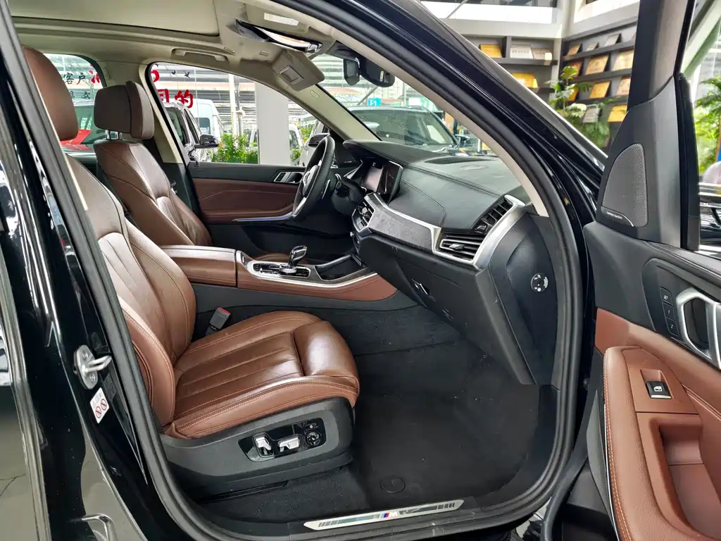 BMW X5 (Import) — фото 10