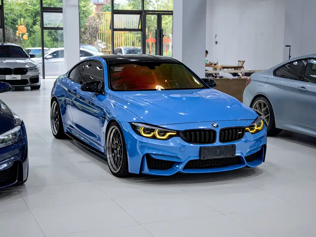 BMW M4 — фото 3