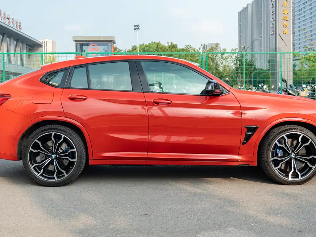 BMW X4 M — фото 7