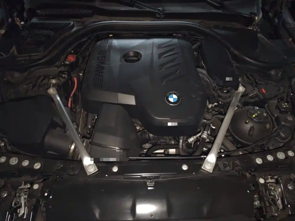 BMW 5 Series — фото 11