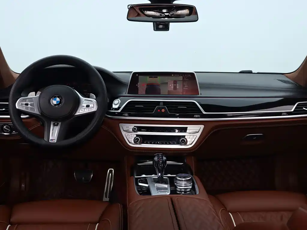 BMW 7 Series — фото 7