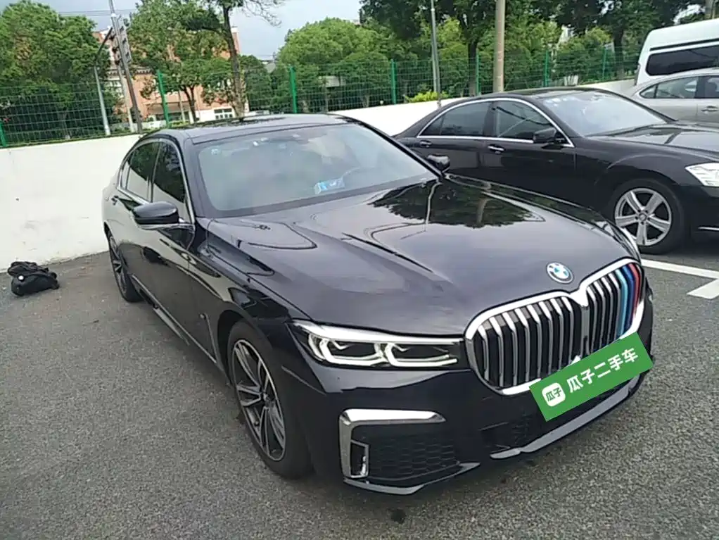 BMW 7 Series — фото 4