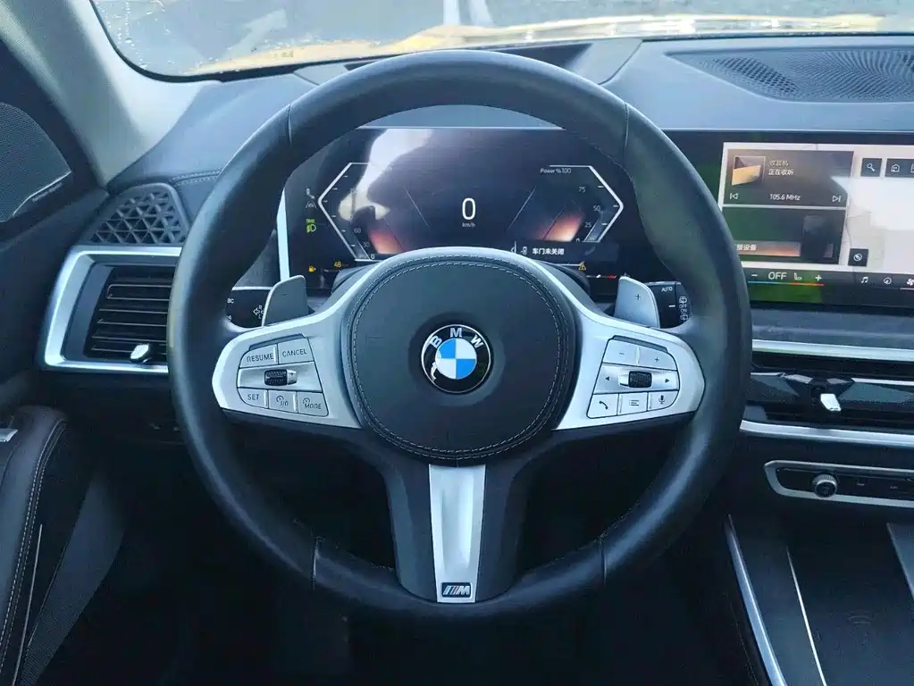 BMW X5 — фото 12