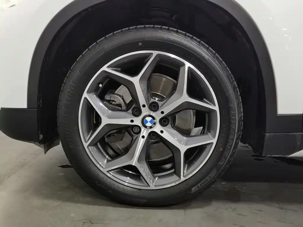 BMW X1 — фото 17