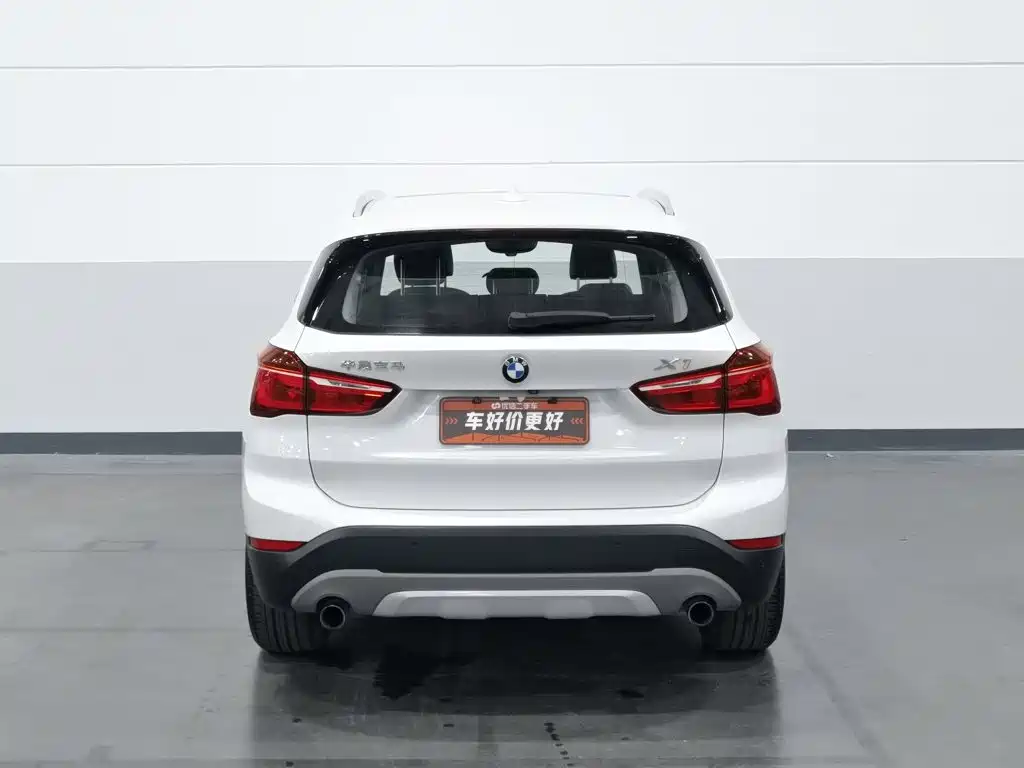 BMW X1 — фото 4
