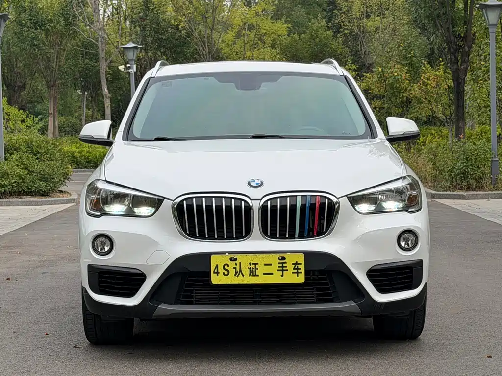 BMW X1 — фото 2