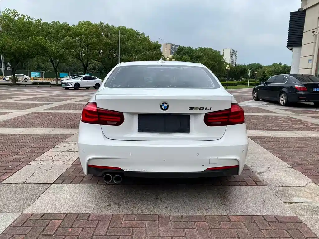 BMW 3 Series — фото 15