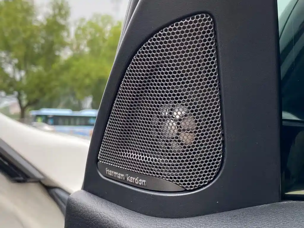 BMW 3 Series — фото 10