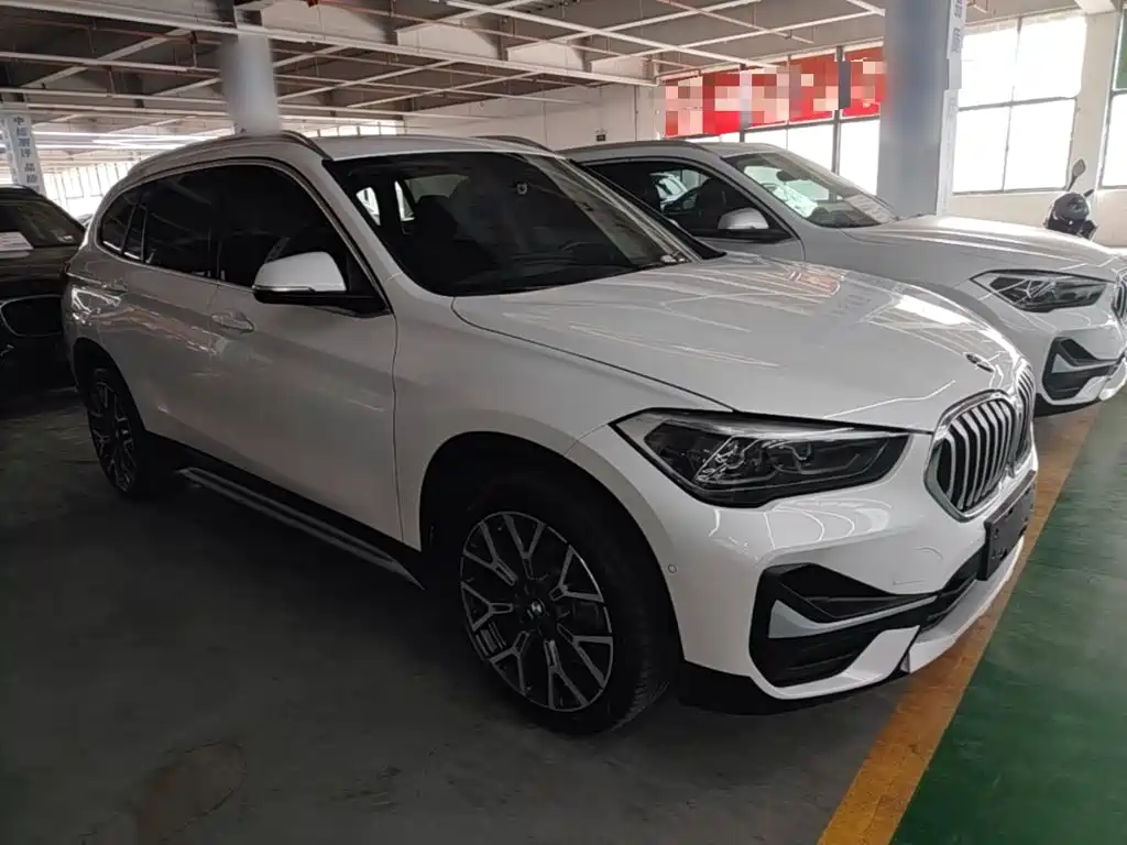 BMW X1 — фото 4