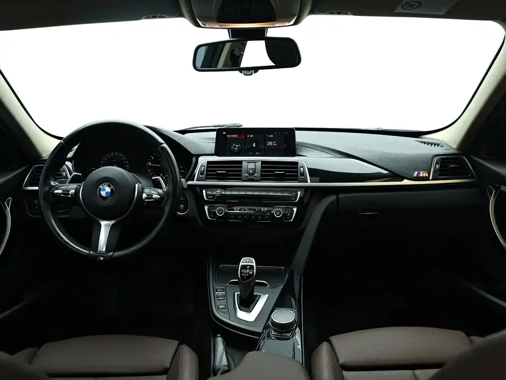 BMW 3 Series — фото 14