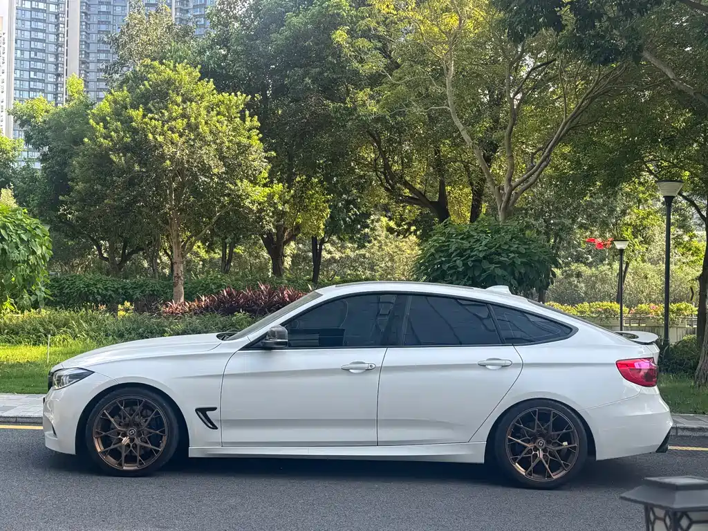 BMW 3 Series GT — фото 4