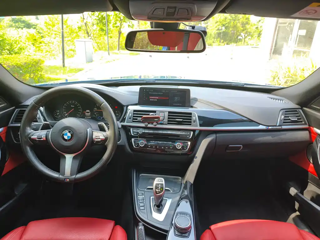 BMW 3 Series GT — фото 6