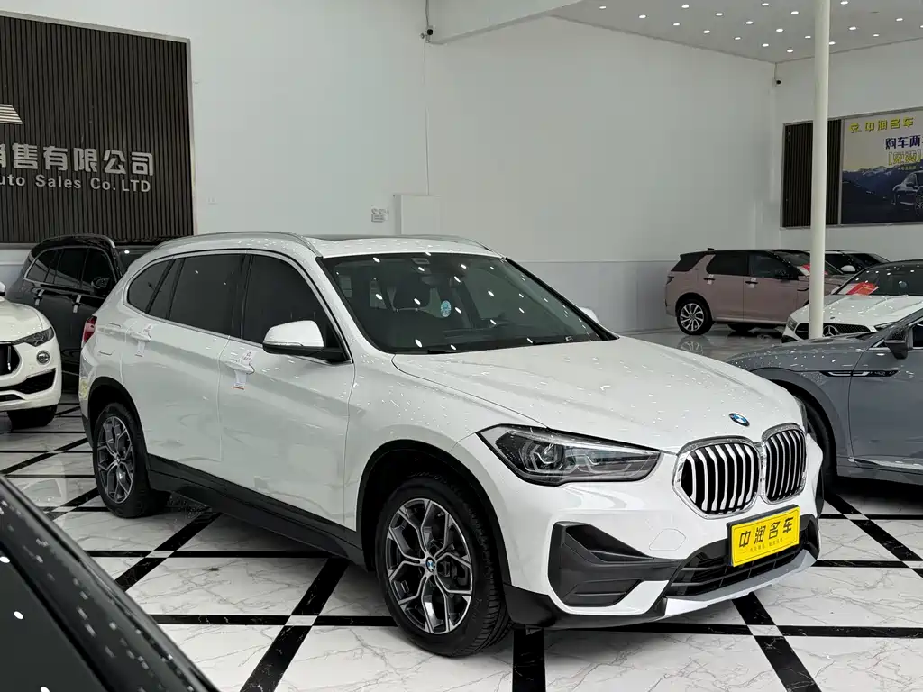 BMW X1 — фото 3