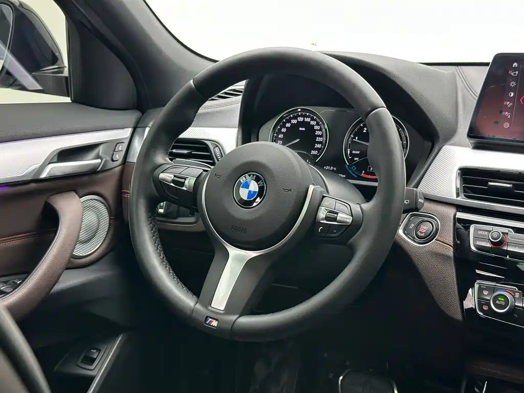 BMW X2 — фото 20