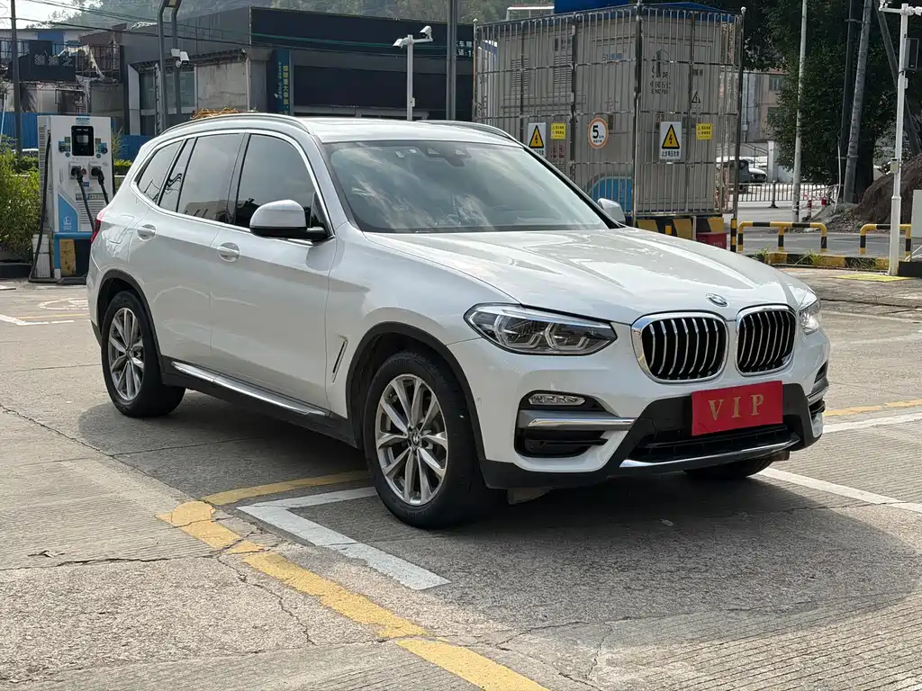 BMW X3 — фото 3