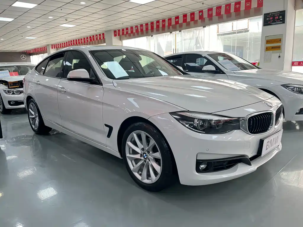 BMW 3 Series GT — фото 3