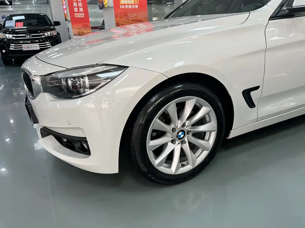 BMW 3 Series GT — фото 4