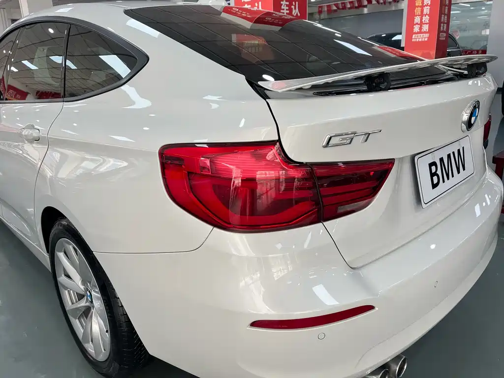 BMW 3 Series GT — фото 6