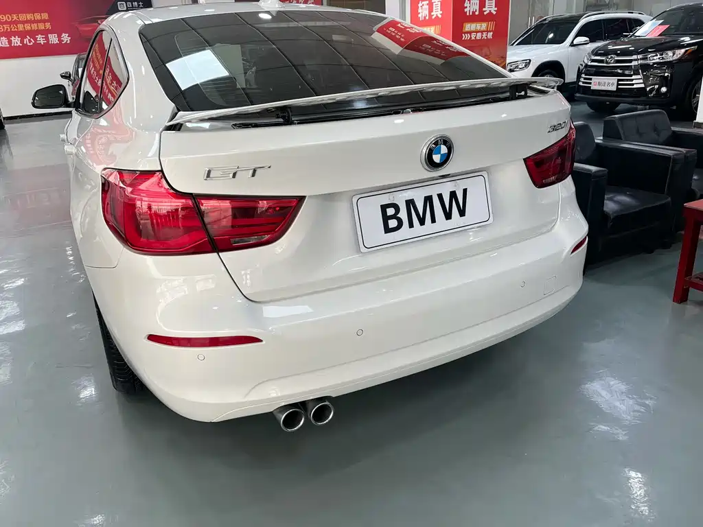 BMW 3 Series GT — фото 8
