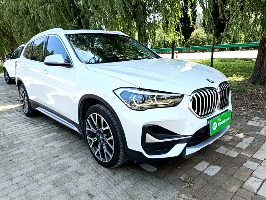 BMW X1 — фото 22