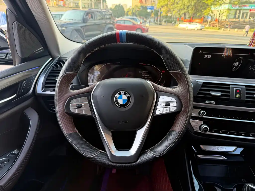 BMW X3 — фото 11