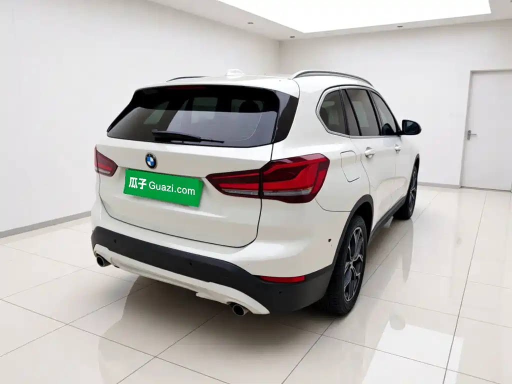 BMW X1 — фото 4