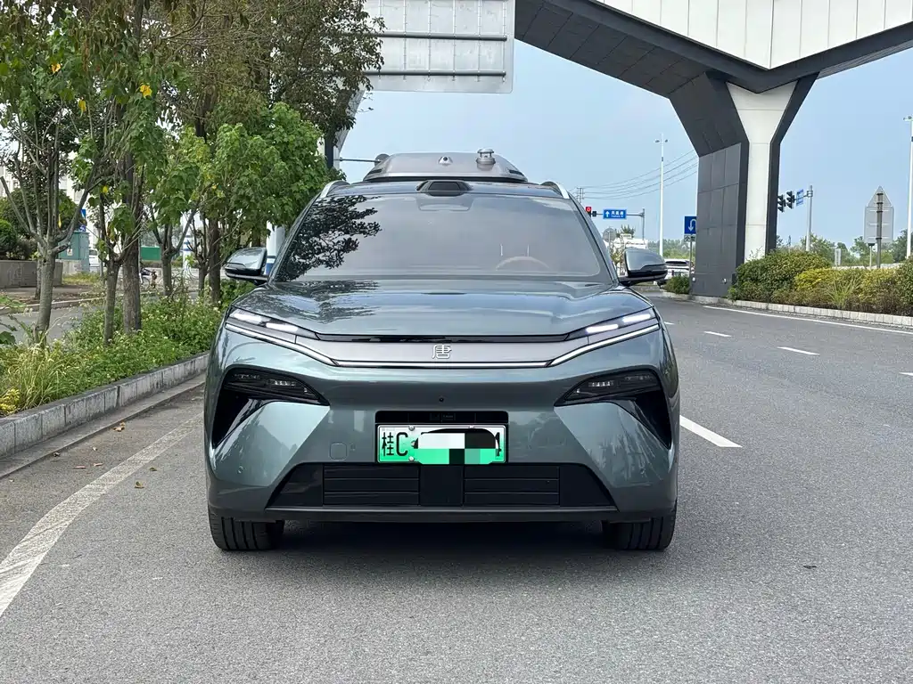 BYD Tang L — фото 2