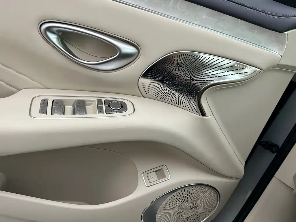 BYD Seal 08 — фото 17