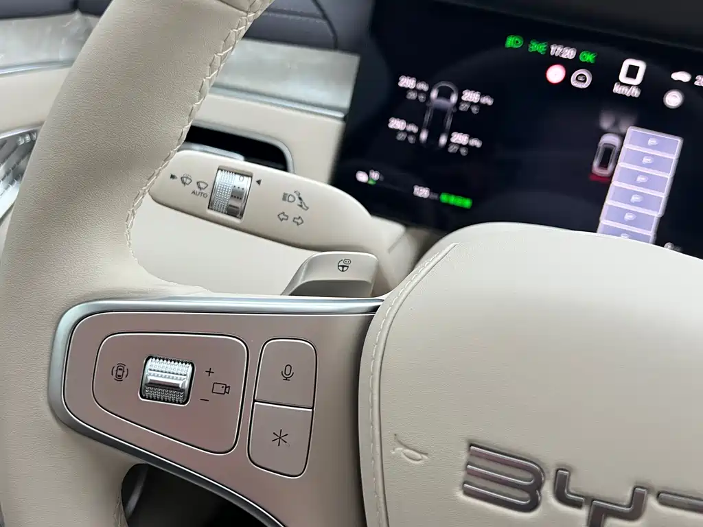 BYD Seal 08 — фото 22
