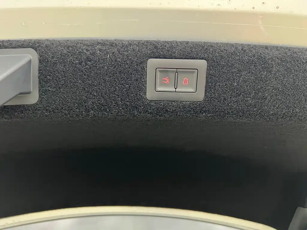 BYD Seal 08 — фото 26
