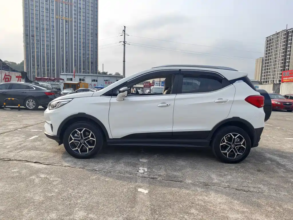 BYD Yuan Pro — фото 4