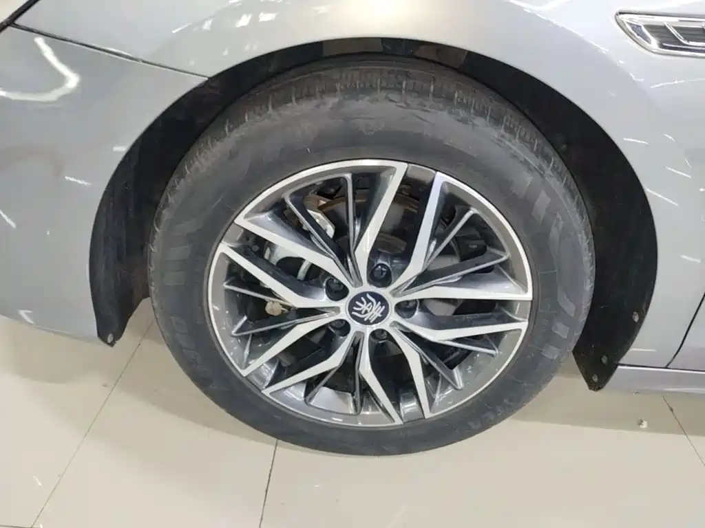 BYD Qin PLUS — фото 23