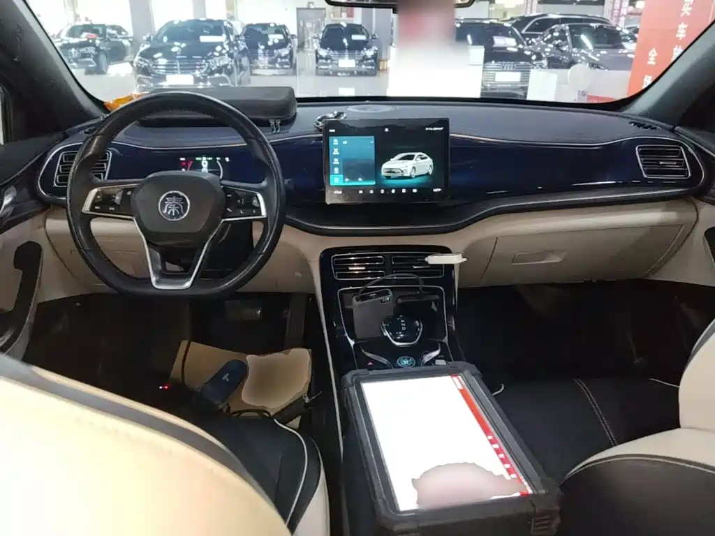 BYD Qin PLUS — фото 10