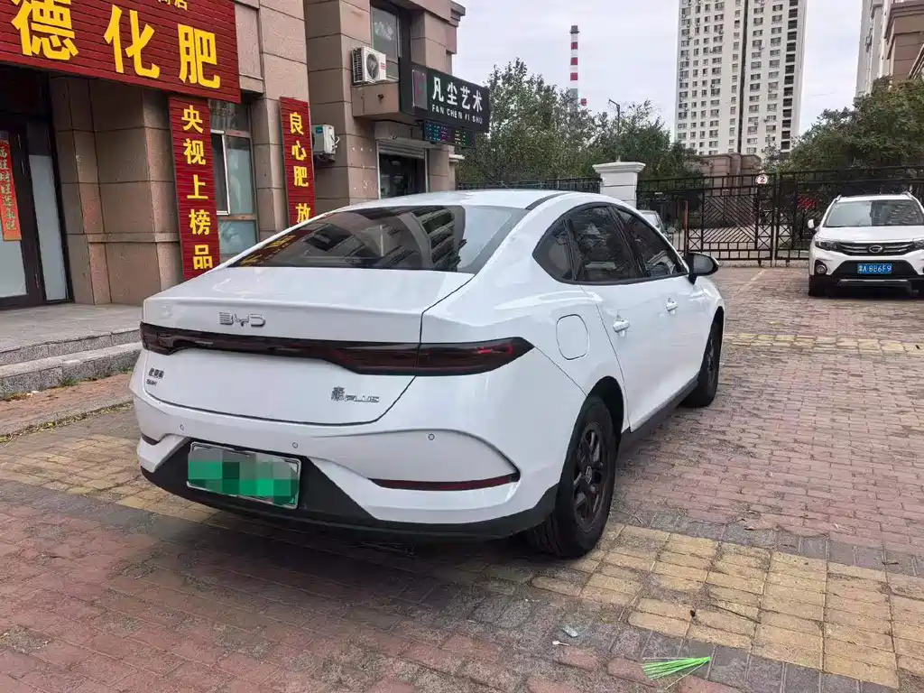 BYD Qin PLUS — фото 7