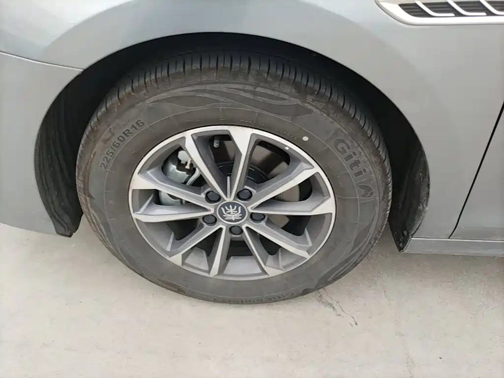 BYD Qin PLUS — фото 23