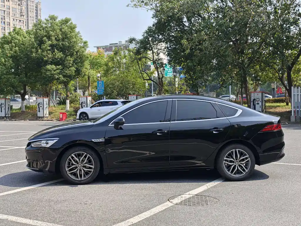 BYD Qin PLUS — фото 4