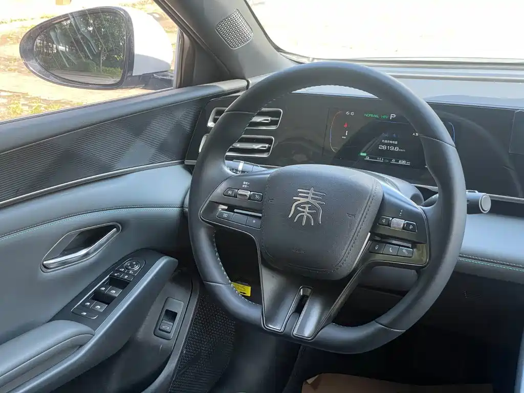 BYD Qin L — фото 20