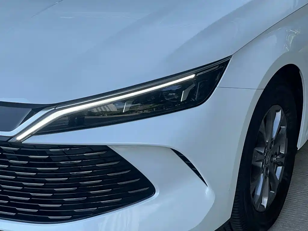 BYD Qin L — фото 4